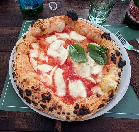 Basilico Pizzeria Napoletana